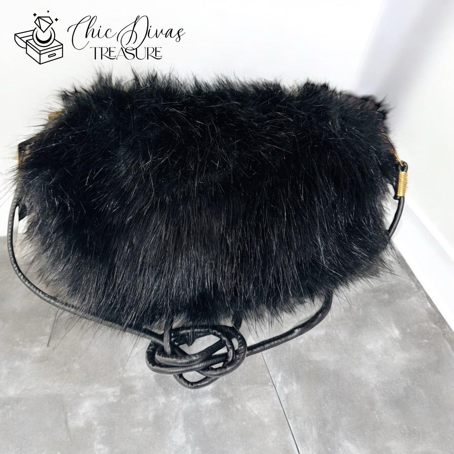Puffy & Warm Purses